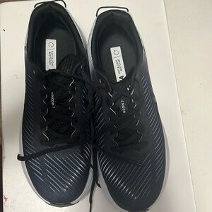 Hoka tennis shoes